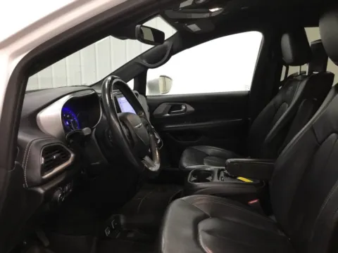 More photos of 2021 Chrysler Pacifica Touring L at Gregg Young Abrams Chrysler Dodge Jeep Ram, WI