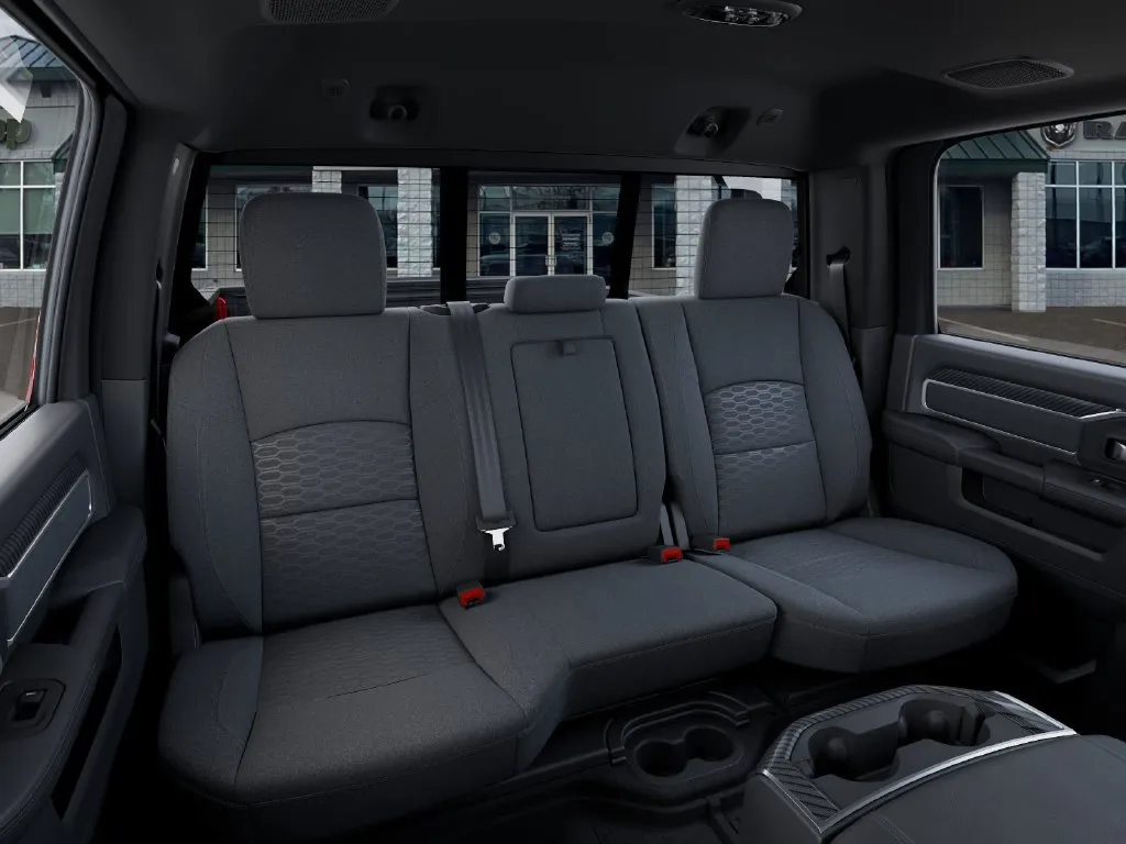 2026 RAM 2500 Big Horn - Photo 16