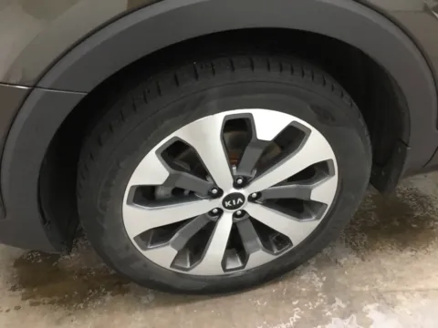 More photos of 2020 Kia Telluride S at Gregg Young Abrams Chrysler Dodge Jeep Ram, WI