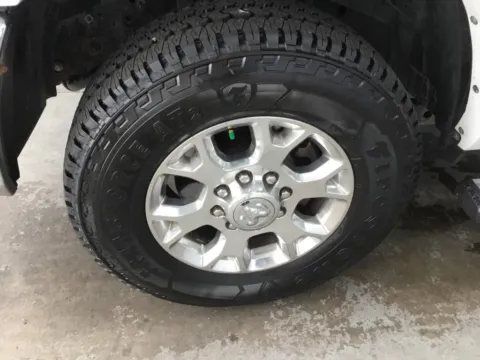 More photos of 2020 Ram 2500 Laramie at Gregg Young Abrams Chrysler Dodge Jeep Ram, WI