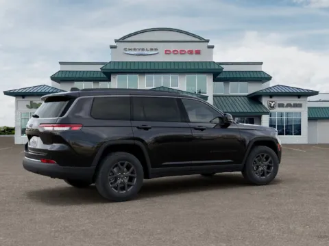 More photos of 2027 Jeep Grand Cherokee L Laredo Altitude at Gregg Young Abrams Chrysler Dodge Jeep Ram, WI
