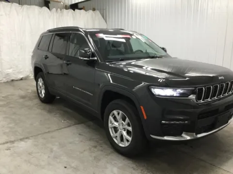 More photos of 2023 Jeep Grand Cherokee L Limited at Gregg Young Abrams Chrysler Dodge Jeep Ram, WI