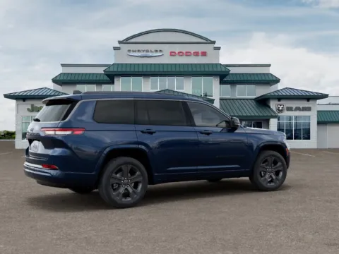 More photos of 2027 Jeep Grand Cherokee L Limited Reserve at Gregg Young Abrams Chrysler Dodge Jeep Ram, WI