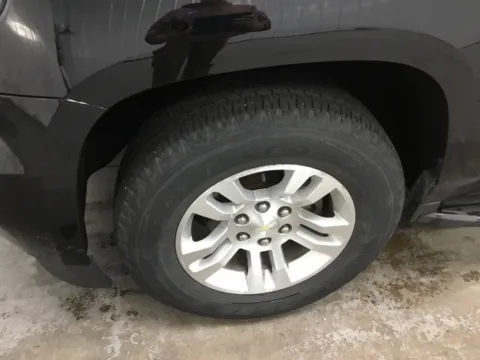 More photos of 2018 Chevrolet Suburban LT at Gregg Young Abrams Chrysler Dodge Jeep Ram, WI