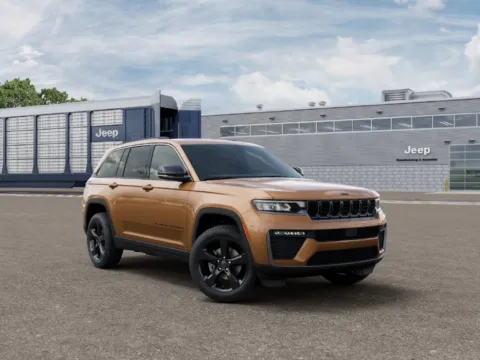 More photos of 2027 Jeep Grand Cherokee Limited at Gregg Young Abrams Chrysler Dodge Jeep Ram, WI