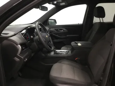 More photos of 2023 Chevrolet Traverse LT at Gregg Young Abrams Chrysler Dodge Jeep Ram, WI