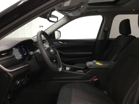 More photos of 2023 Jeep Grand Cherokee L Laredo at Gregg Young Abrams Chrysler Dodge Jeep Ram, WI