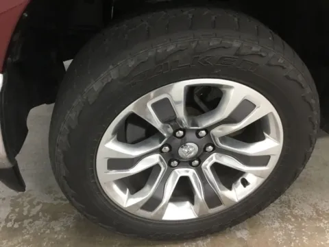 More photos of 2019 Ram 1500 Laramie Longhorn at Gregg Young Abrams Chrysler Dodge Jeep Ram, WI