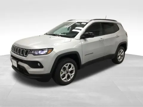 More photos of 2025 Jeep Compass Latitude at Gregg Young Abrams Chrysler Dodge Jeep Ram, WI
