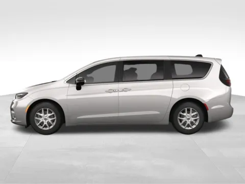 More photos of 2025 Chrysler Pacifica Select at Gregg Young Abrams Chrysler Dodge Jeep Ram, WI