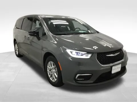 Another view of 2025 Chrysler Pacifica Select for sale in Abrams, WI at Gregg Young Abrams Chrysler Dodge Jeep Ram