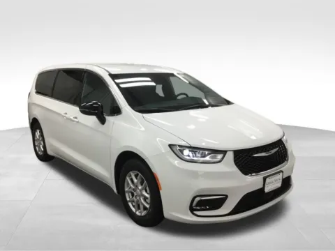 Photos of 2026 Chrysler Pacifica Select for sale in Abrams, WI at Gregg Young Abrams Chrysler Dodge Jeep Ram