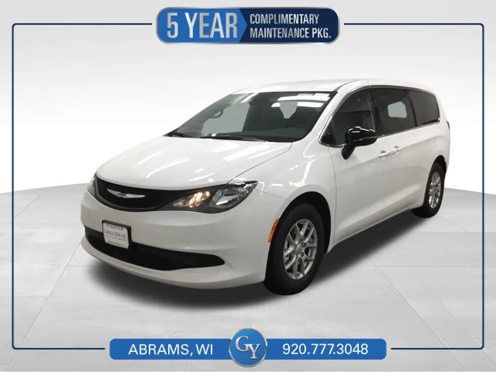 2026 Chrysler Voyager LX's photo