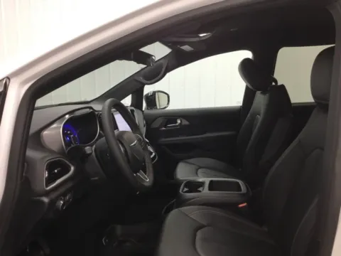 More photos of 2026 Chrysler Voyager LX at Gregg Young Abrams Chrysler Dodge Jeep Ram, WI