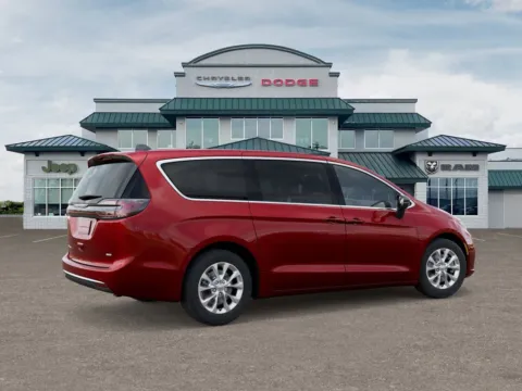 More photos of 2026 Chrysler Pacifica Select at Gregg Young Abrams Chrysler Dodge Jeep Ram, WI