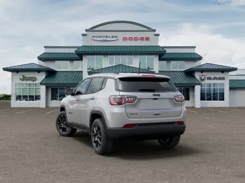 More photos of 2026 Jeep Compass Latitude at Gregg Young Abrams Chrysler Dodge Jeep Ram, WI