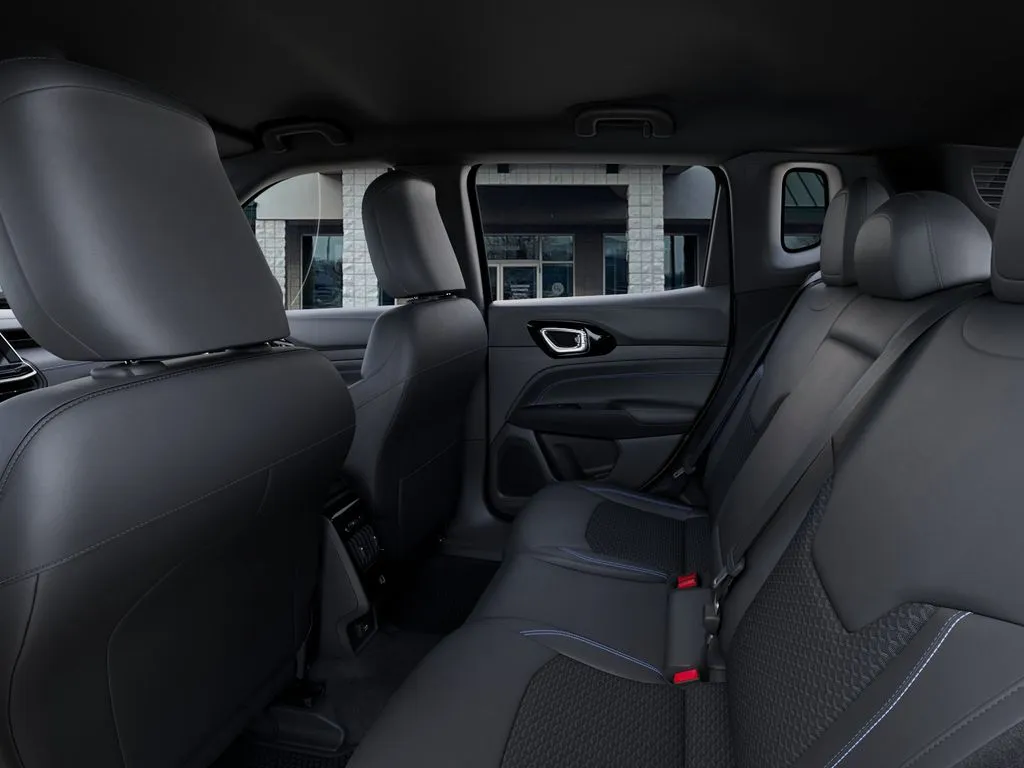 2026 Jeep Compass Altitude Special Edition - Photo 28