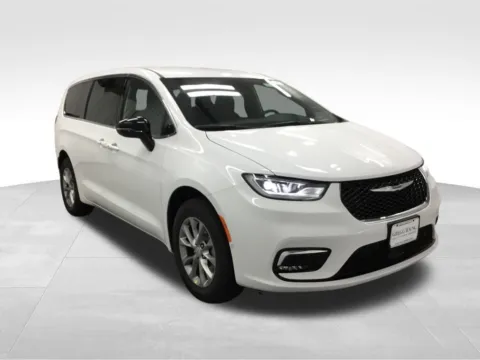 Photos of 2026 Chrysler Pacifica Select for sale in Abrams, WI at Gregg Young Abrams Chrysler Dodge Jeep Ram