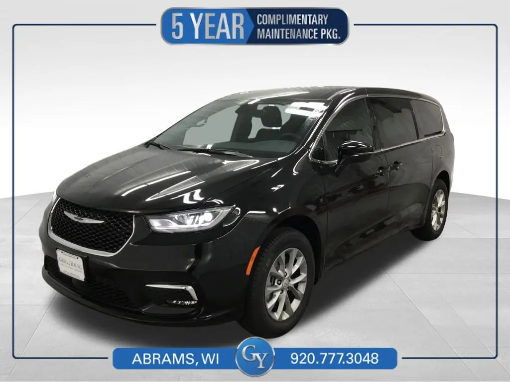 2026 Chrysler Pacifica Select's photo