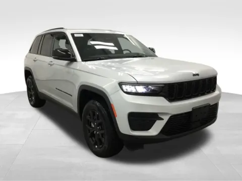 Another view of 2025 Jeep Grand Cherokee Altitude X for sale in Abrams, WI at Gregg Young Abrams Chrysler Dodge Jeep Ram