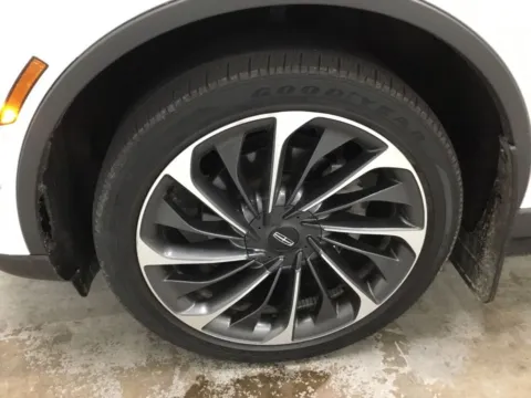 More photos of 2023 Lincoln Aviator Reserve at Gregg Young Abrams Chrysler Dodge Jeep Ram, WI