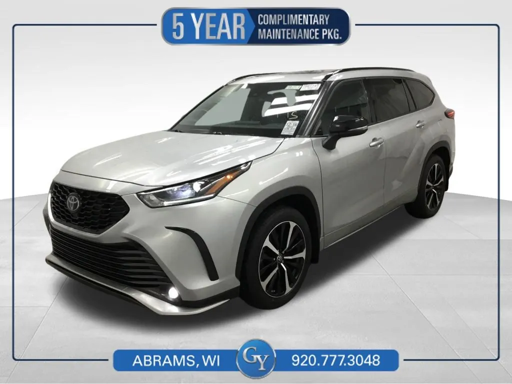 Silver 2022 Toyota Highlander XSE for sale in Abrams, WI