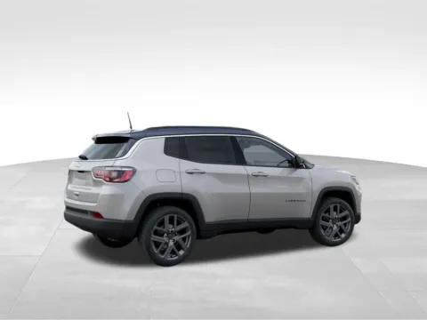 More photos of 2026 Jeep Compass Limited at Gregg Young Abrams Chrysler Dodge Jeep Ram, WI