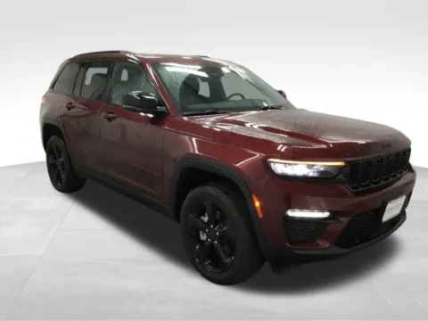 Another view of 2025 Jeep Grand Cherokee Limited for sale in Abrams, WI at Gregg Young Abrams Chrysler Dodge Jeep Ram
