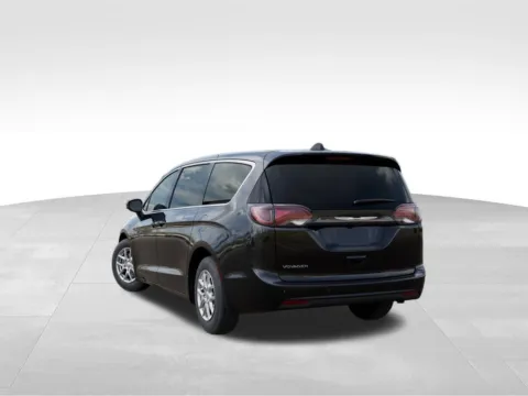 More photos of 2026 Chrysler Voyager LX at Gregg Young Abrams Chrysler Dodge Jeep Ram, WI
