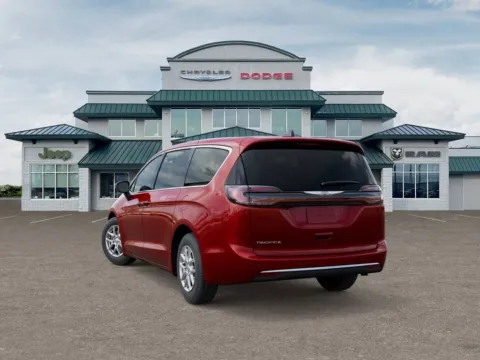 More photos of 2025 Chrysler Pacifica Select at Gregg Young Abrams Chrysler Dodge Jeep Ram, WI