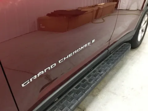 More photos of 2021 Jeep Grand Cherokee L Limited at Gregg Young Abrams Chrysler Dodge Jeep Ram, WI