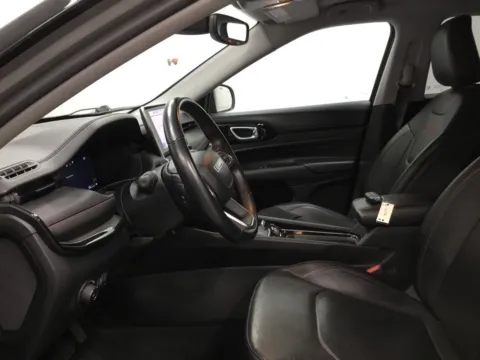 More photos of 2022 Jeep Compass Trailhawk at Gregg Young Abrams Chrysler Dodge Jeep Ram, WI