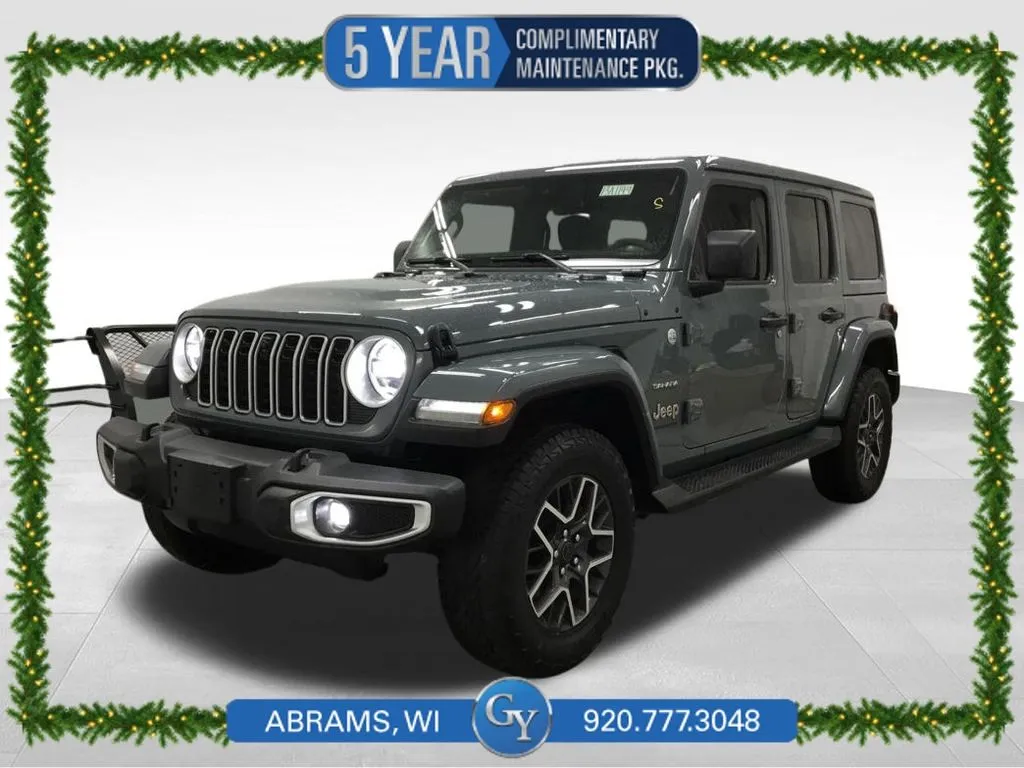 2024 Jeep Wrangler 4-Door Sahara's photo