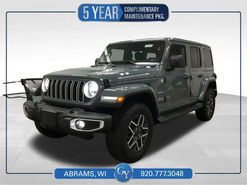2024 Jeep Wrangler 4-Door Sahara's photo