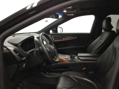 More photos of 2016 Lincoln MKX Reserve at Gregg Young Abrams Chrysler Dodge Jeep Ram, WI