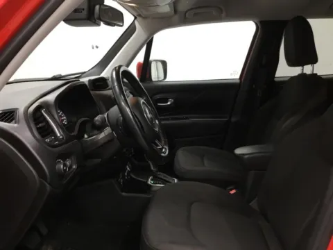 More photos of 2018 Jeep Renegade Altitude at Gregg Young Abrams Chrysler Dodge Jeep Ram, WI