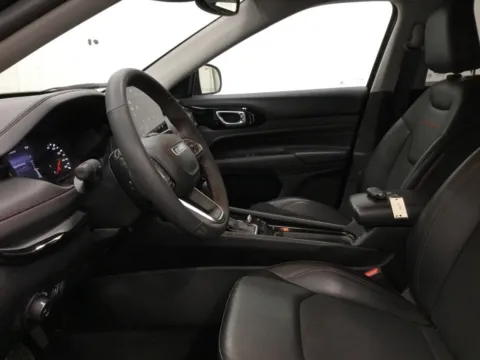 More photos of 2022 Jeep Compass Trailhawk at Gregg Young Abrams Chrysler Dodge Jeep Ram, WI