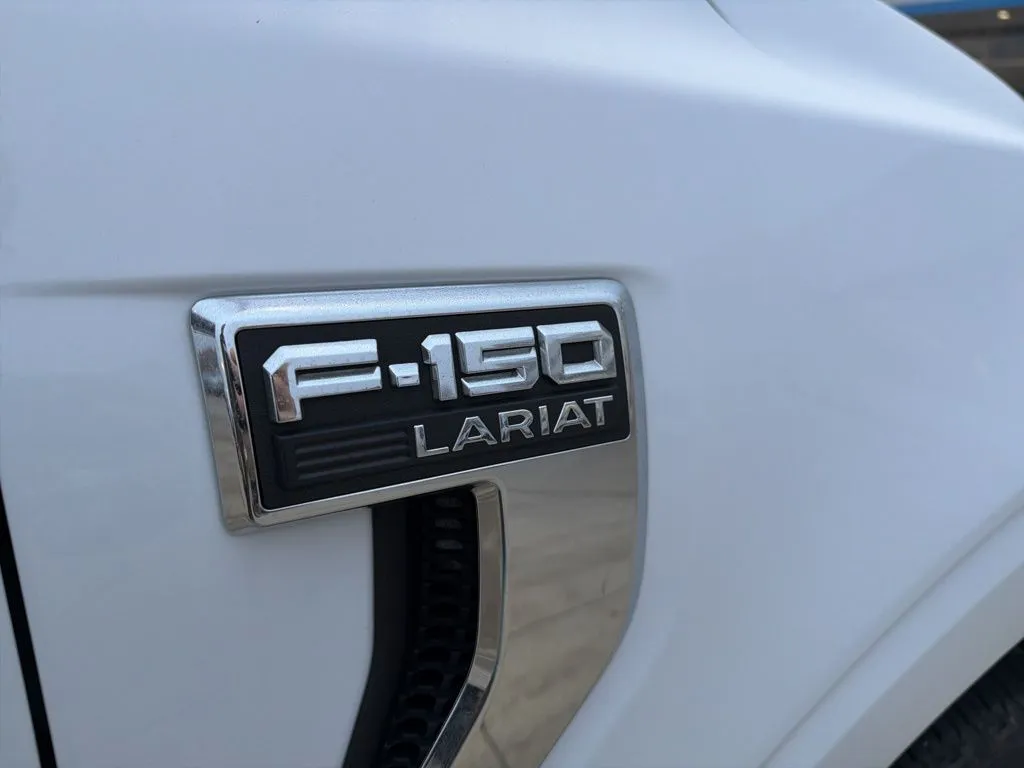 2023 Ford F-150 Lariat photo 3