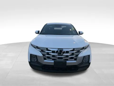 Another view of 2024 Hyundai Santa Cruz SE for sale in Newton, IA at Gregg Young Cadillac of Newton