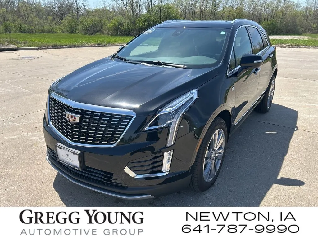 Black 2025 Cadillac XT5 Premium Luxury for sale in Newton, IA