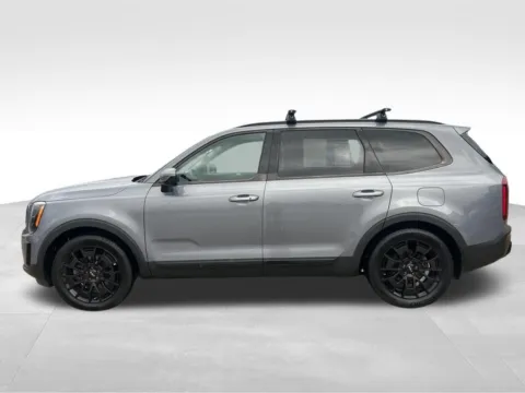 Another view of 2022 Kia Telluride SX for sale in Newton, IA at Gregg Young Cadillac of Newton