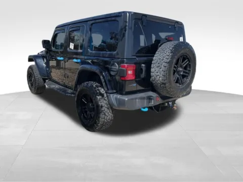 More photos of 2021 Jeep Wrangler Unlimited Rubicon 4xe at Gregg Young Cadillac of Newton, IA