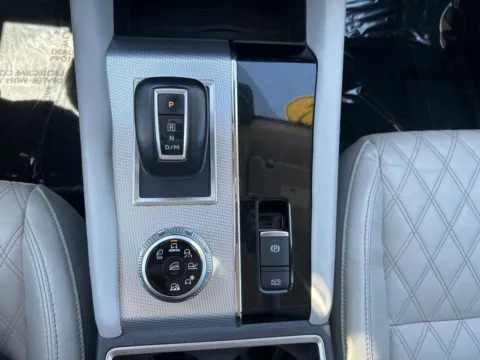 Another view of 2022 Mitsubishi Outlander SEL for sale in Newton, IA at Gregg Young Cadillac of Newton