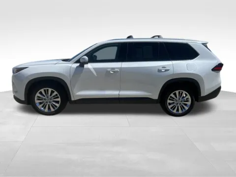 Another view of 2025 Toyota Grand Highlander Platinum for sale in Newton, IA at Gregg Young Cadillac of Newton