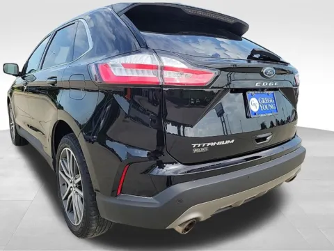 More photos of 2021 Ford Edge Titanium at Gregg Young Cadillac of Newton, IA