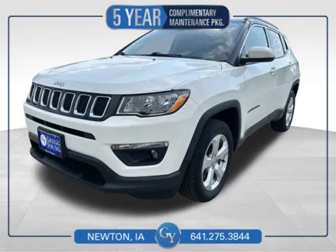 White 2018 Jeep Compass Latitude for sale in Newton, IA