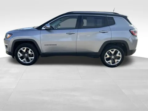 Another view of 2018 Jeep Compass Limited for sale in Newton, IA at Gregg Young Cadillac of Newton
