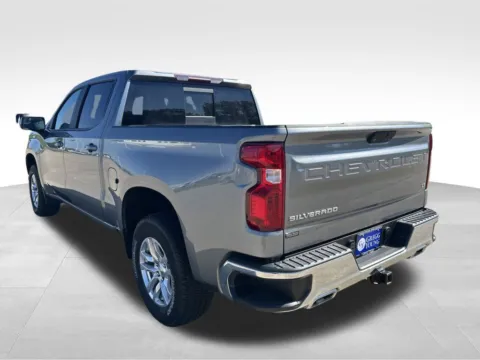 More photos of 2020 Chevrolet Silverado 1500 LT at Gregg Young Cadillac of Newton, IA
