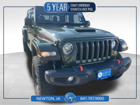 Green 2023 Jeep Gladiator Mojave for sale in Newton, IA
