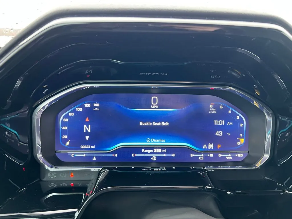 2024 Chevrolet Silverado 1500 LT photo 4